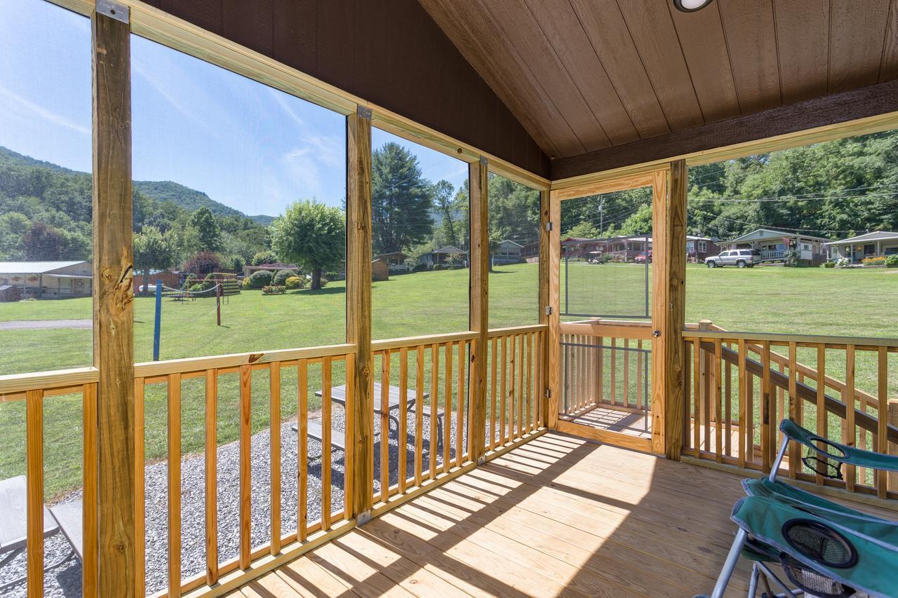 Fort Tatham Rv Resort Sylva Eksteriør bilde
